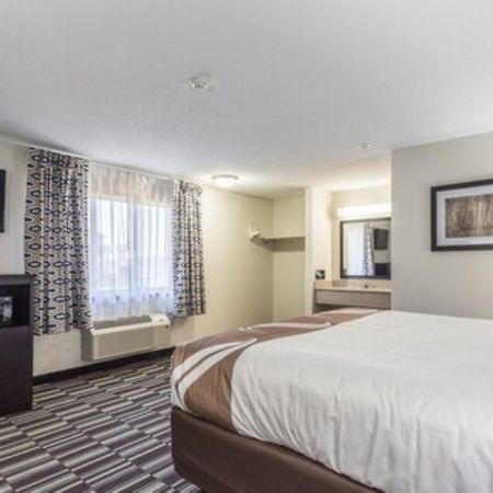 Quality Inn Фармингтон Экстерьер фото