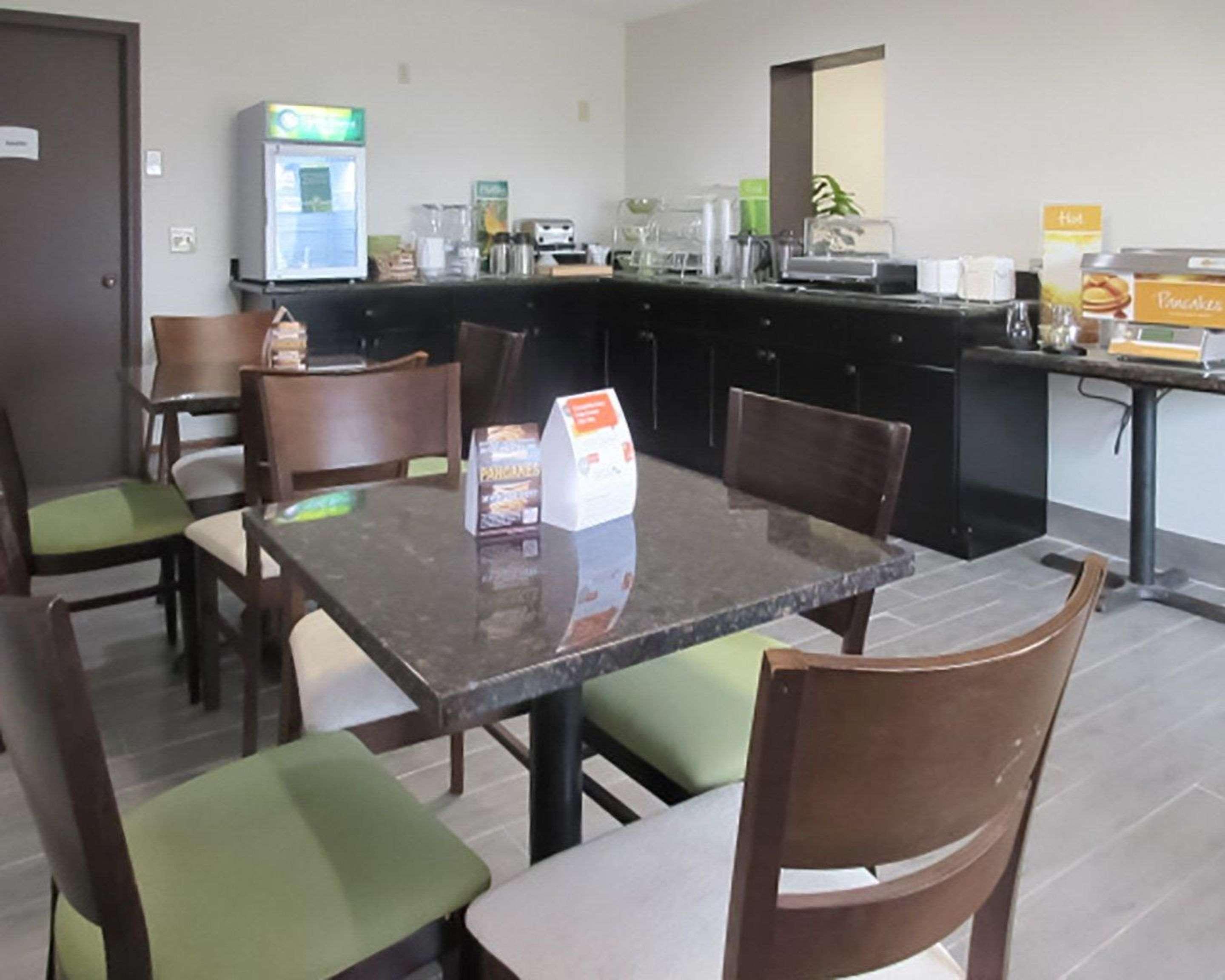 Quality Inn Фармингтон Экстерьер фото